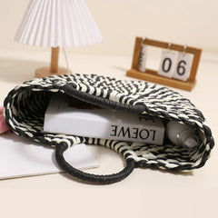 Bolsa Tejida Semicircular 11