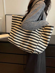 Siyah Beyaz Çizgili Plaj Çantası 149